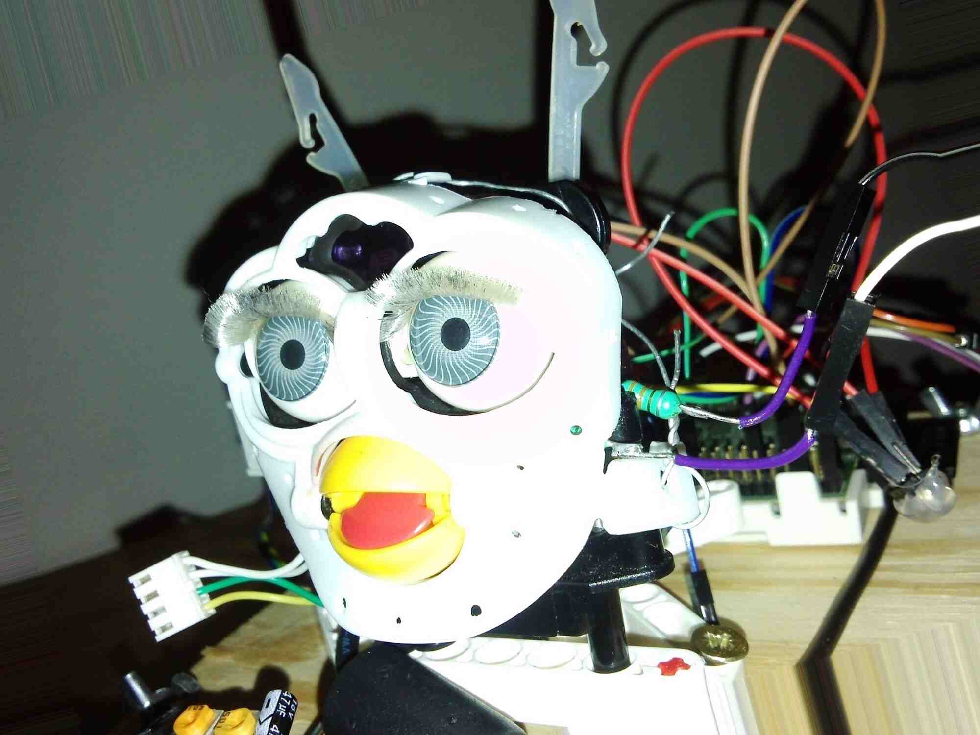 Noch mehr Furby Hacking mit dem Raspberry Pi