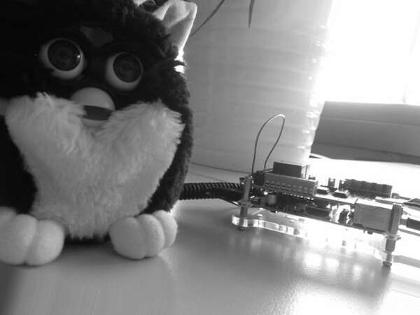 Furby-Hacking mit dem Raspberry Pi
